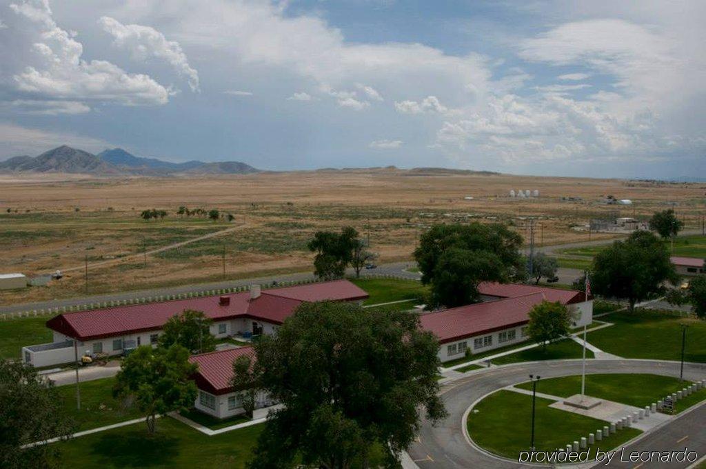 Holiday Inn Express Hotel & Suites Tooele By Ihg Exterior photo
