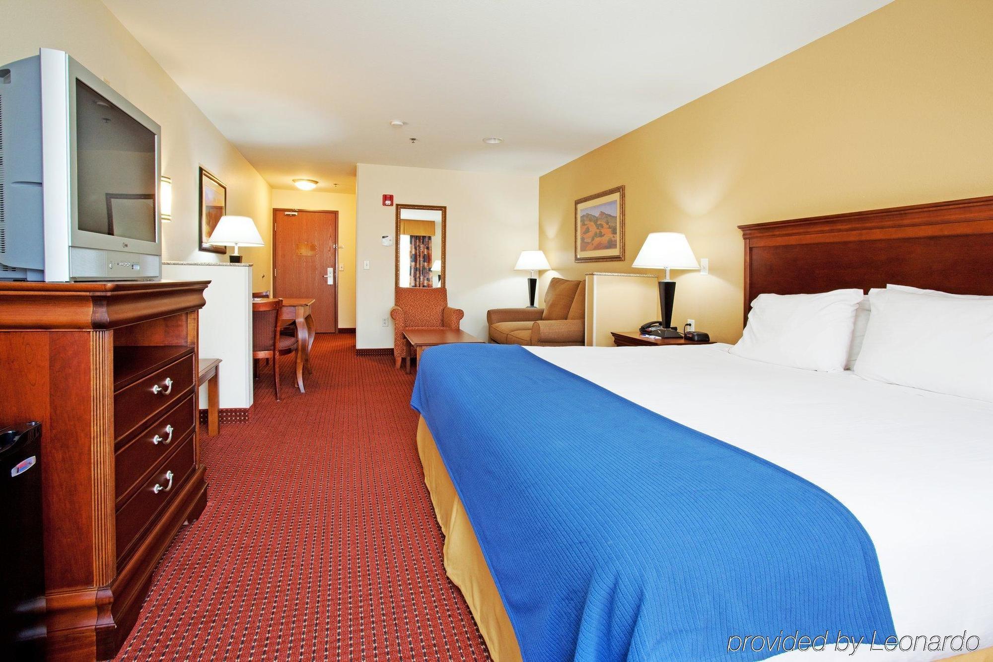 Holiday Inn Express Hotel & Suites Tooele By Ihg Room photo